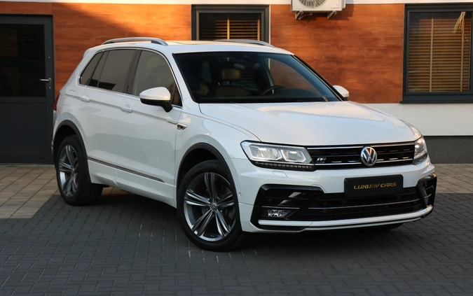 Volkswagen Tiguan cena 135050 przebieg: 71900, rok produkcji 2019 z Zelów małe 742